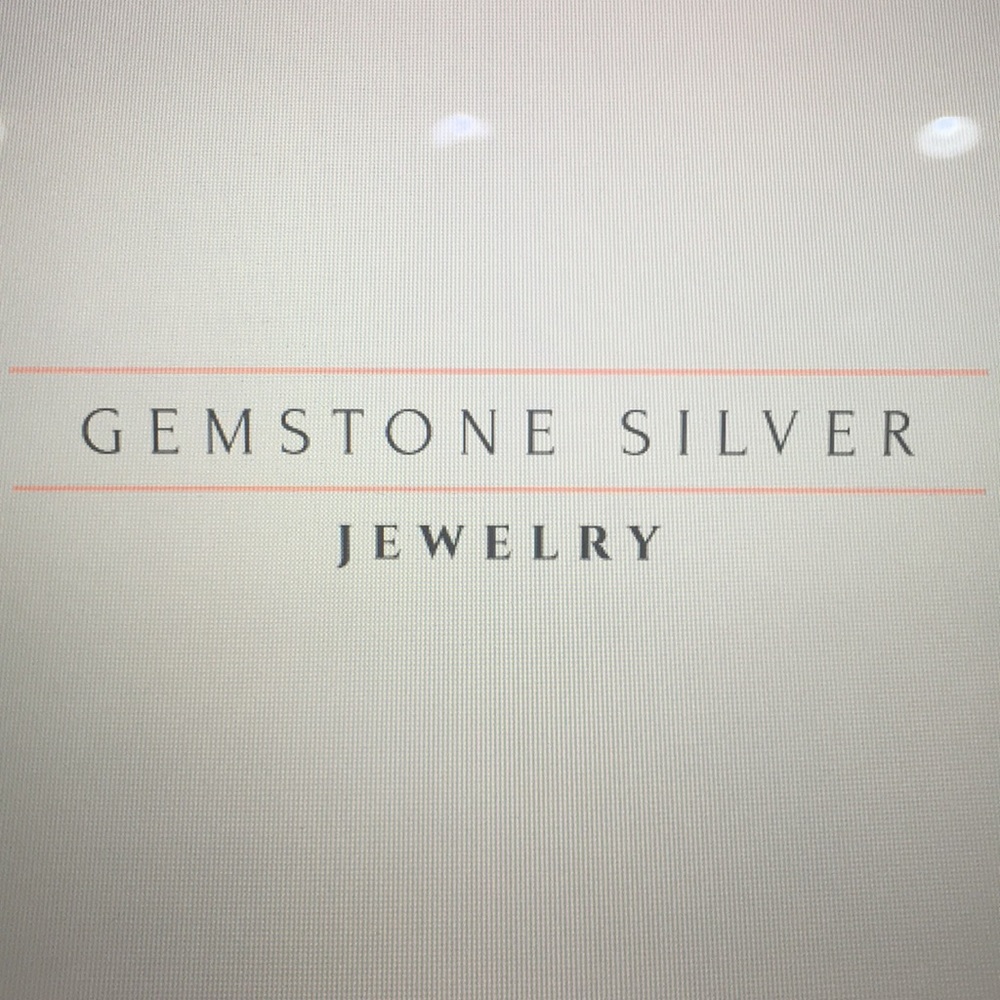 Meet your Posher, Filia